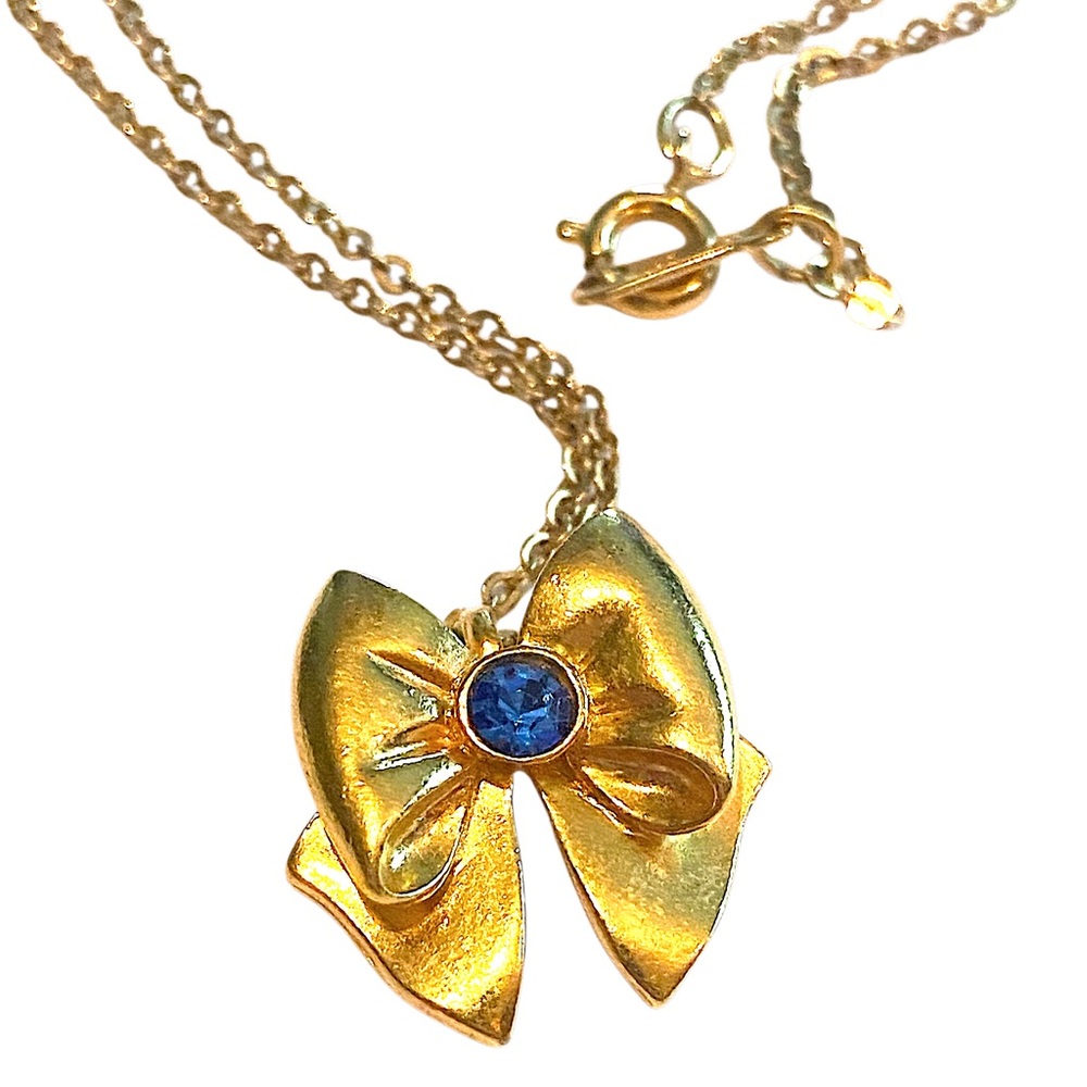 AVON Vintage Bow Necklace Gold Blue Rhinestone